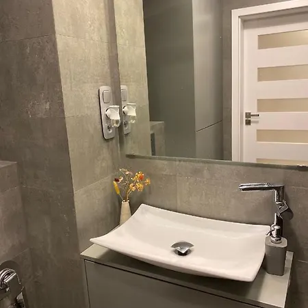 Z Tarasem Przy Parku Apartamento *