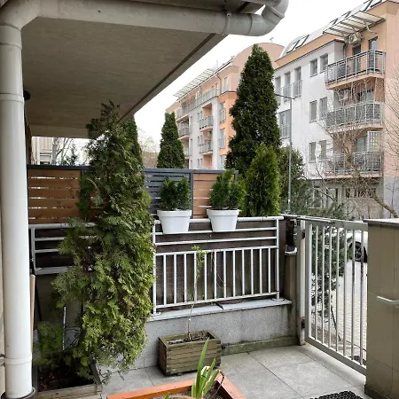 Apartamento Z Tarasem Przy Parku Varsóvia