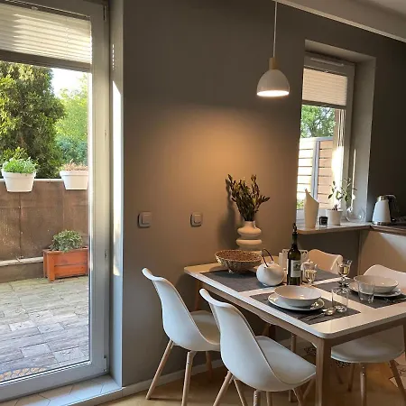 Z Tarasem Przy Parku Варшава